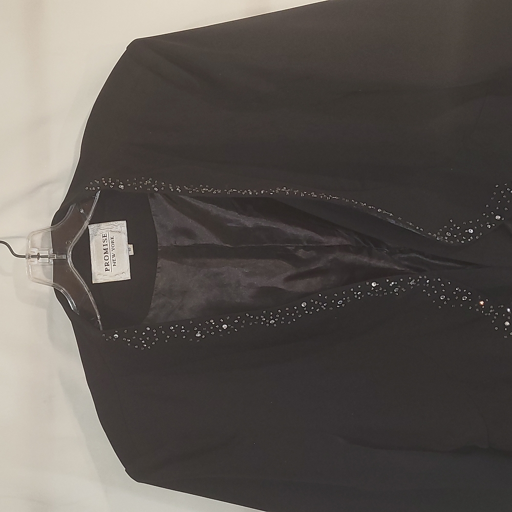 Lovely Women's Black Promise New York Blazer (18)